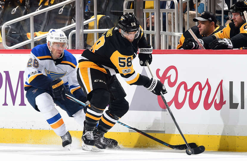 Penguins raise 2017 Stanley Cup banner before season opener vs. St. Louis